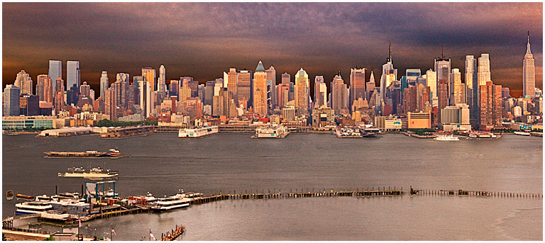 New york skyline in crepuscular light no 23 alt 2 pres s